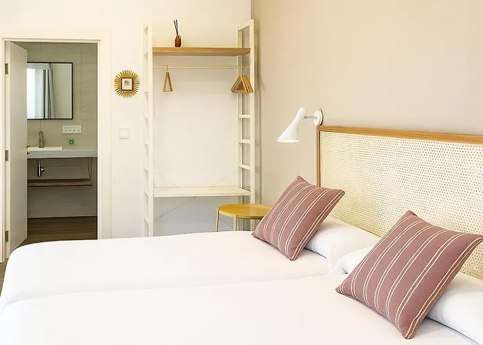 Langre Homely אכסניה *